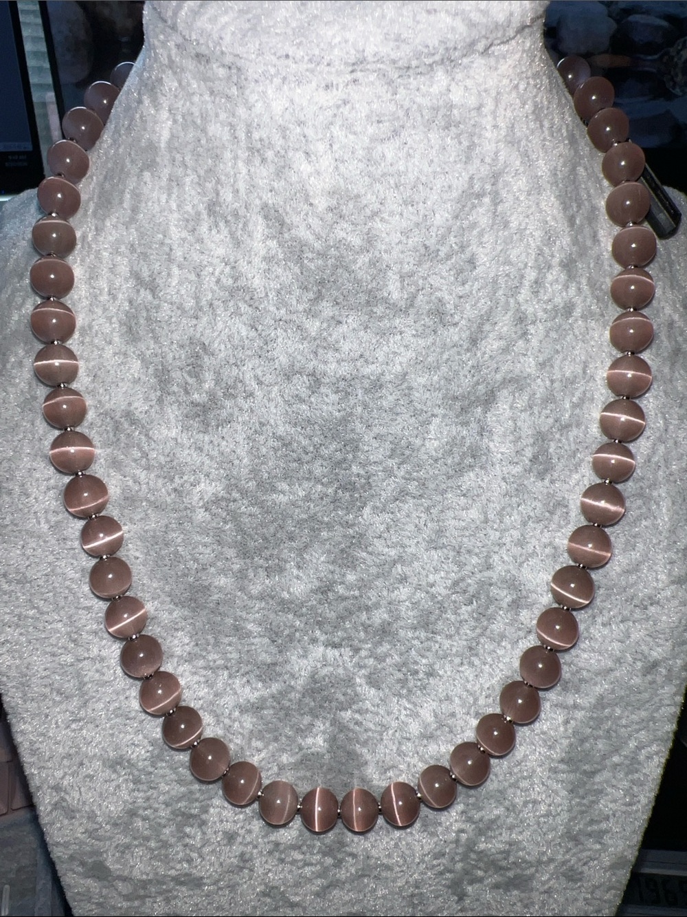 Elegant pink Bead cat eye Necklace - Neutral Women's Jewelry